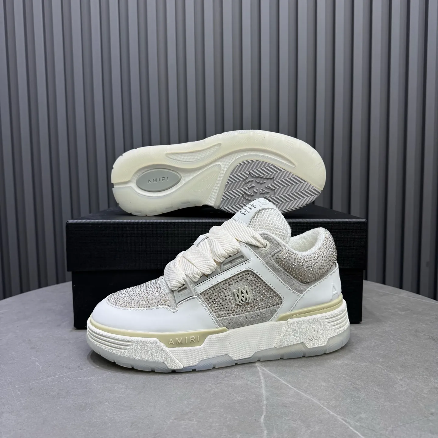 Men's shoes 💰760💰 AMIRI AMIRI fashion brand hot sale 🔥 Available all year round, couples 💑 Official website synchronization Imported fabrics 1⃣️ vs 1⃣️ replica, original factory special original sole, 35-45 (45. non-refundable)
